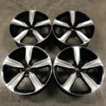 20″ Audi RS4 Style Wheels – Gloss Black Machined Silver Spoke