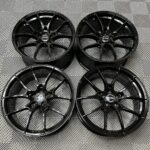 18" Strom STR-F1 - Gloss Black