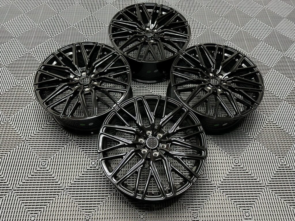 20″ Transit Sport Style Wheels – Gloss Black – CMWheels