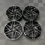 19" Motion R VS8 Wheels - Gloss Black Machined