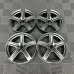 18" AVID Tourer Wheels - Gun Metal