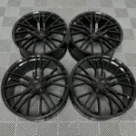 22″ SQ8 PRESTIGE Style Wheels – Gloss Black